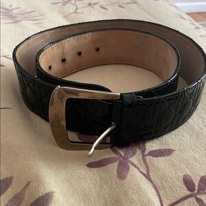 Black Christian Dior woman’s belt